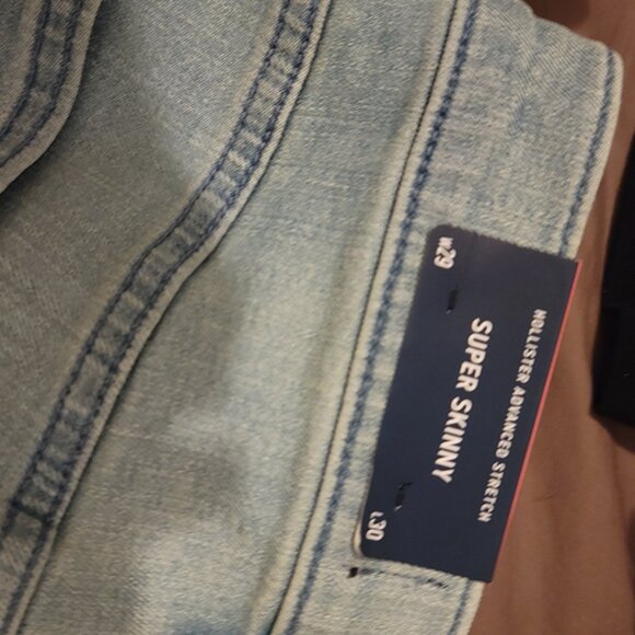 6 pairs of Hollister Light Wash Super Skinny Jeans/Aeropostale Jeans PLUS EXTRAS - Picture 6 of 9